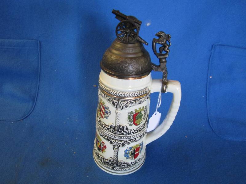 lot 11 image: Japanese Beer Stien in ood conditio...