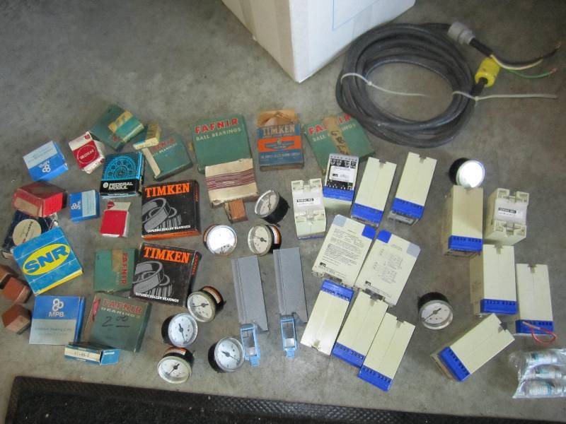 lot 68 image: Lot of relays, guages and bearings...
