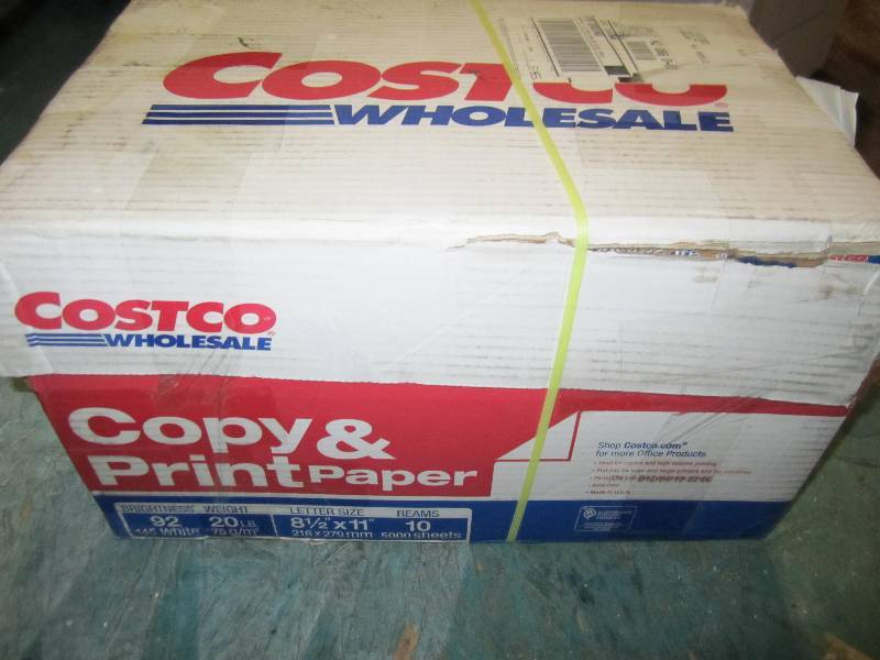 lot 93 image: Case of 10 reams of 8.5 x 11 plain ...