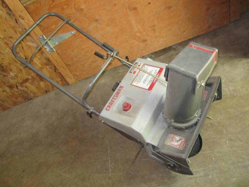 lot 101 image: Craftsman snow blower...