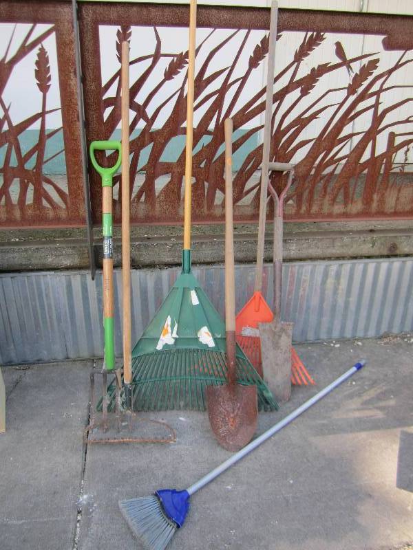 lot 177 image: Hand tools rakes and more...