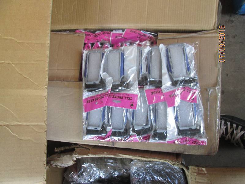 lot 317 image: Wholesale lot of 5 boxes of cell ph...