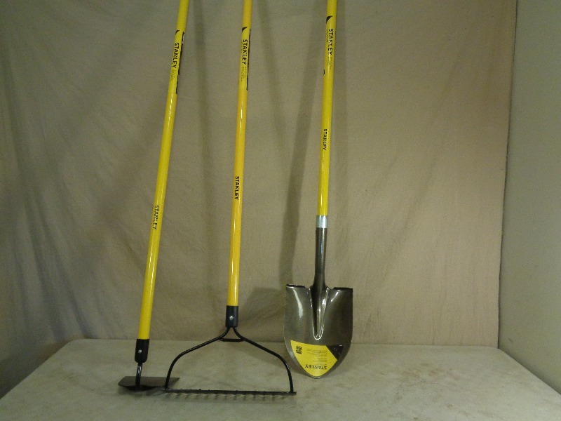 lot 68 image: New Stanley Long Handle Tools
