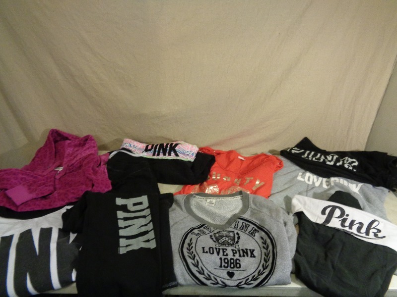 lot 72 image: Victorias Secret Clothing