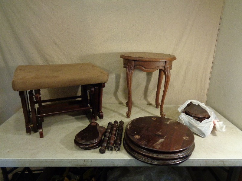 lot 84 image: Assorted Furniture