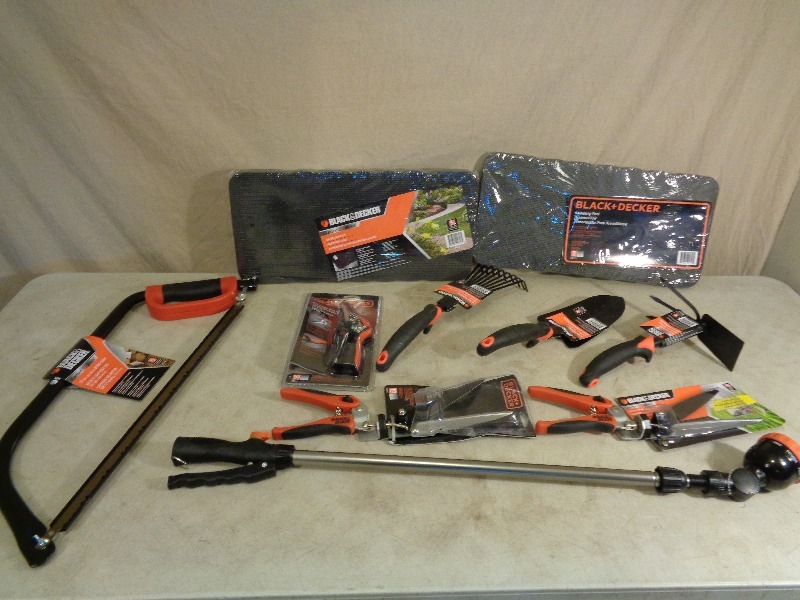 lot 85 image: New Black and Decker Tools