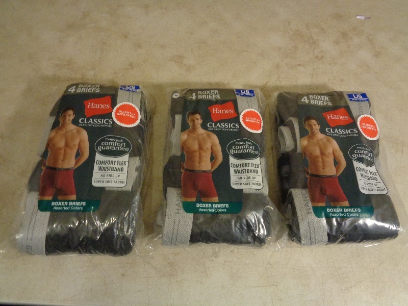 lot 106 image: 3 New Packages of Hanes Boxer Briefs