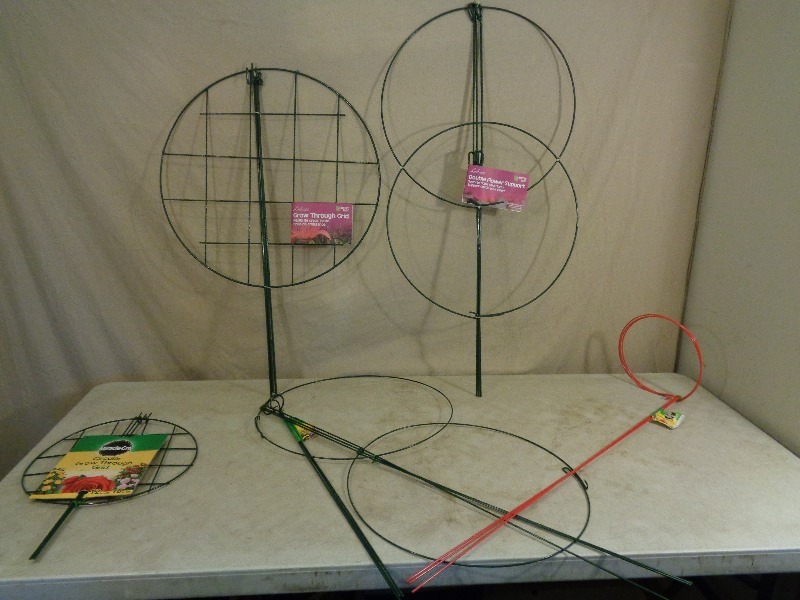 lot 116 image: New Plant Support  Flower Support