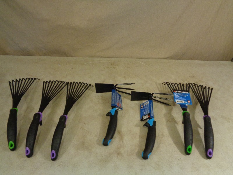 lot 132 image: New Black and Decker Garden Tools