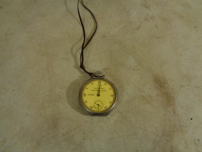 lot 26 image: Old Football Timer