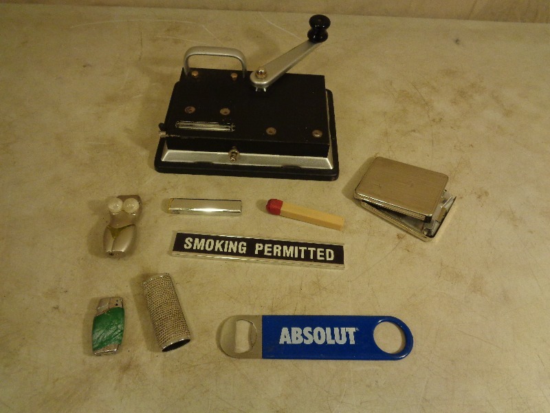 lot 30 image: Cigarette Rolling Machine and More