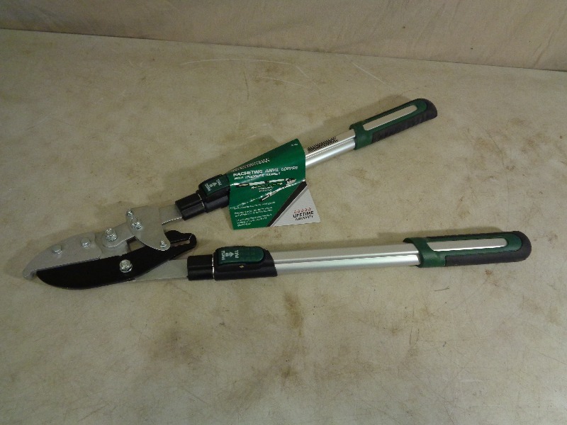 lot 55 image: New Masterforce Ratcheting Anvil Lopper