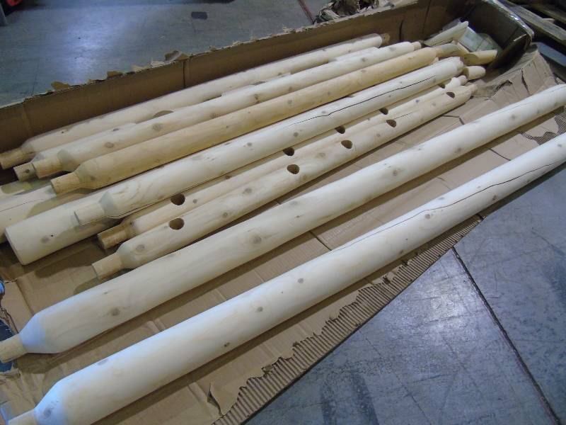 lot 102 image: Diamond Cedar Log Bed - Queen