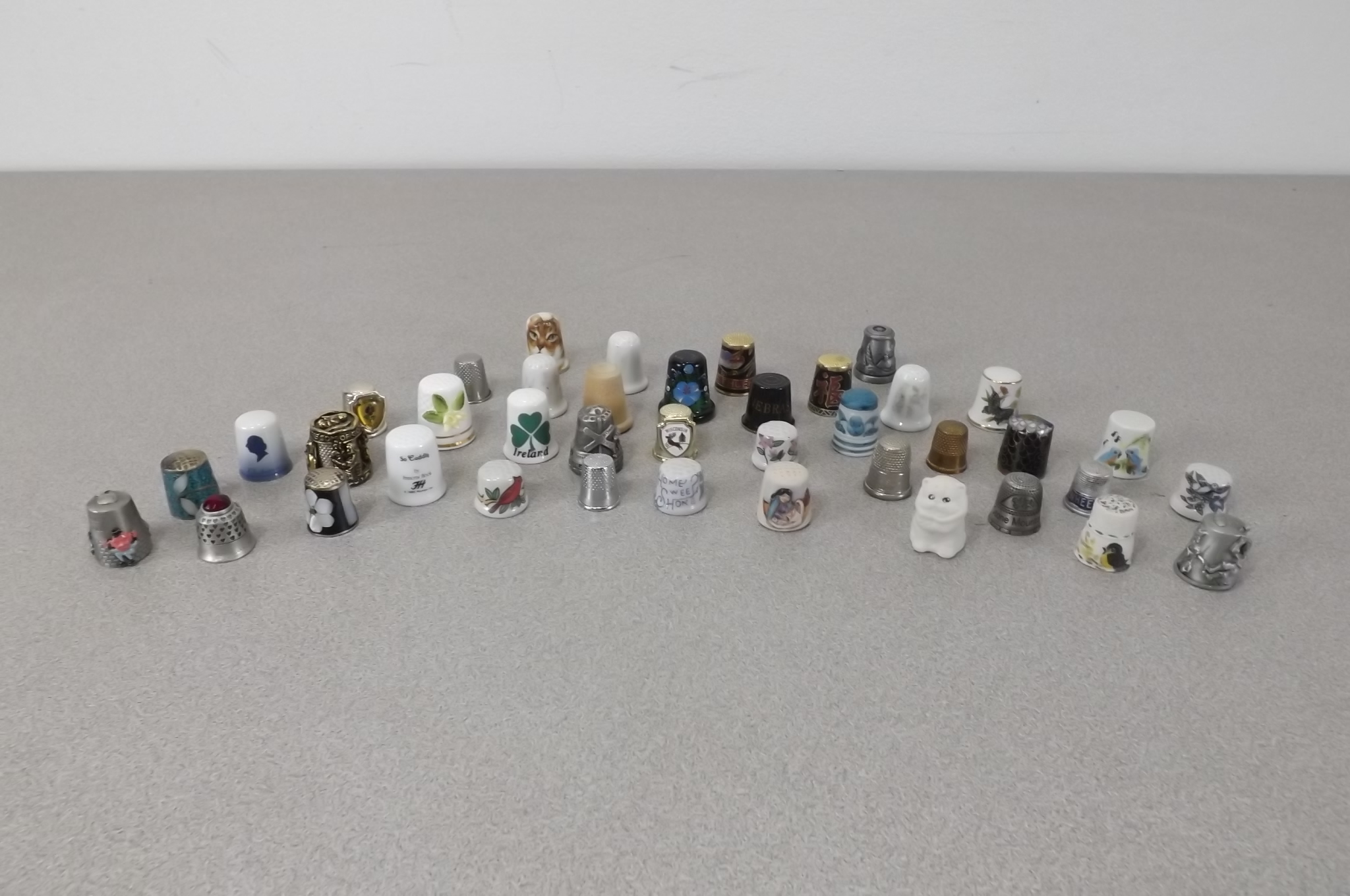 Lot of Vintage Metal, Porcelain, Cloisonne, etc. Thimbles