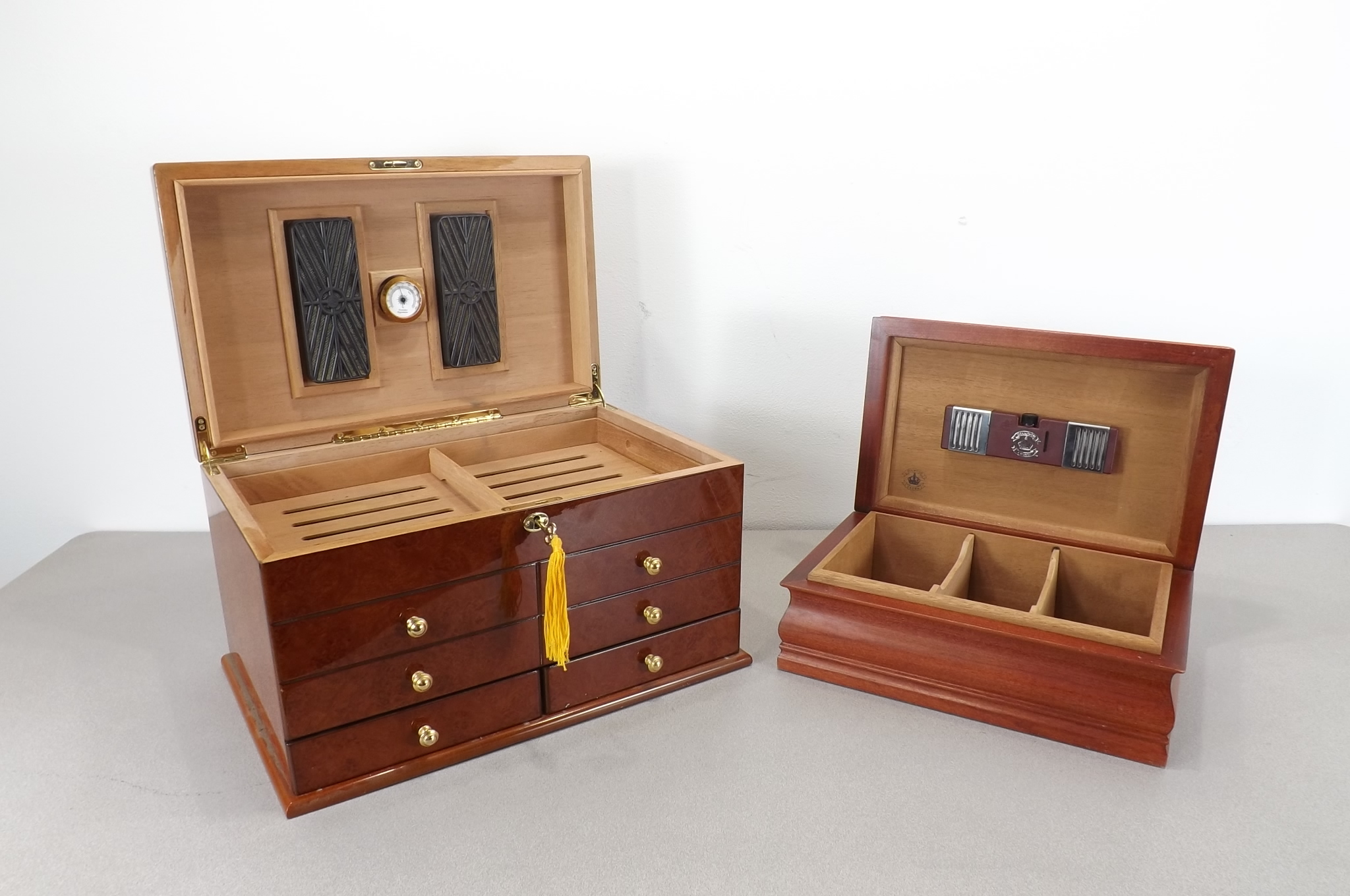 2 BEAUTIFUL TobaccoCigar Wood Humidors