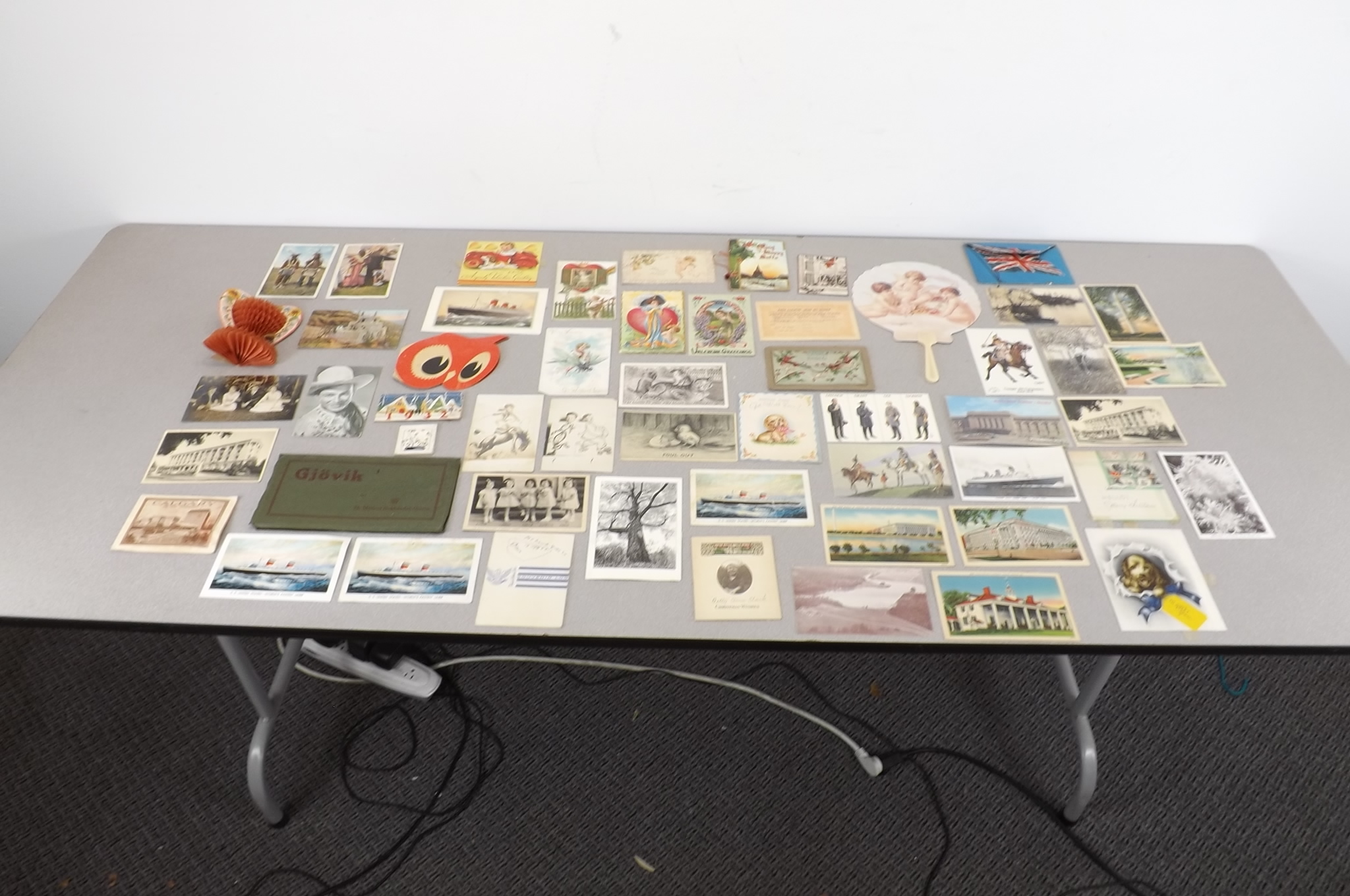 Lot of Antique and Vintage Postcards, Valentines, etc.