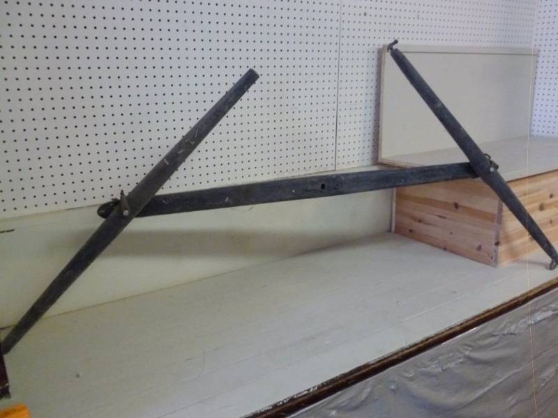 lot 9 image: Antique Horse Equipment