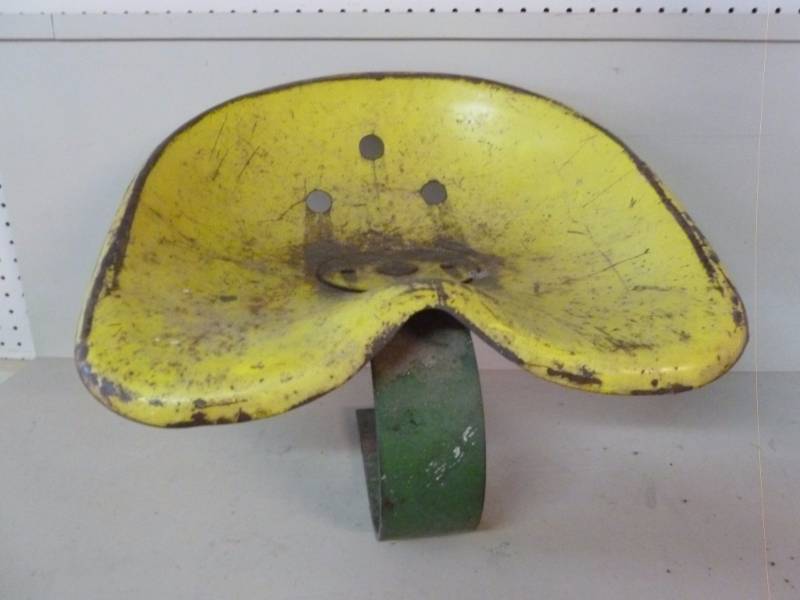 lot 13 image: Vintage Tractor Seat