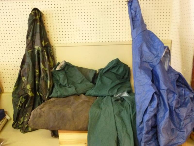 lot 33 image: Rain Gear