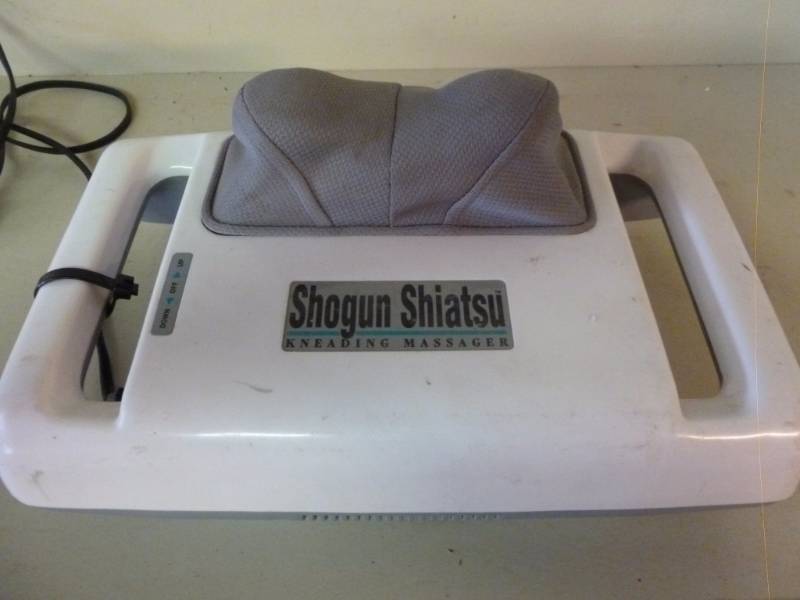 lot 92 image: Massage Devise