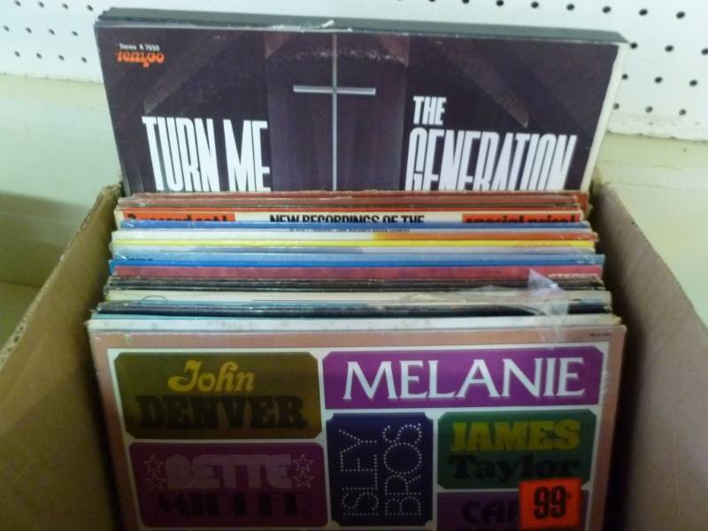 lot 103 image: Record Albums