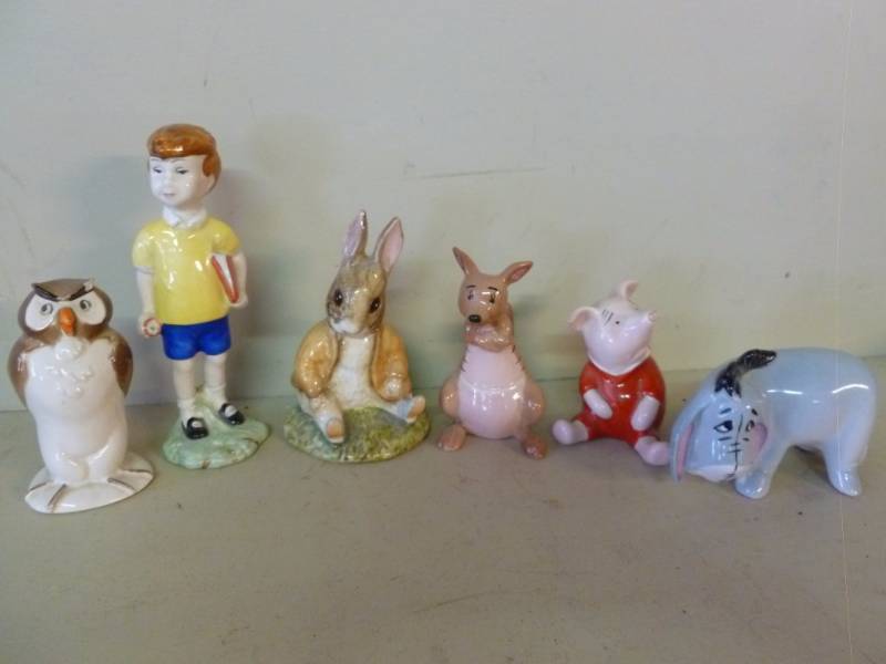 lot 109 image: Disney Figurines