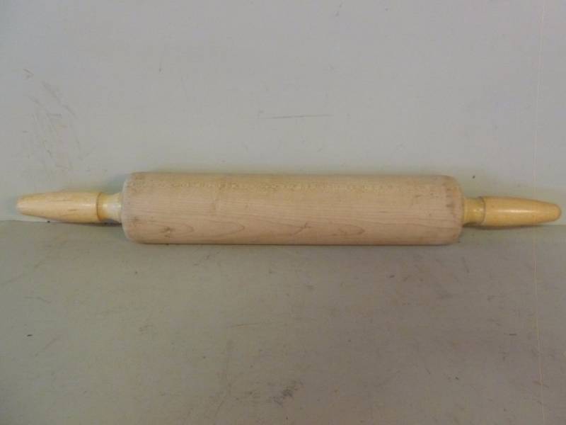 lot 114 image: Rolling Pin