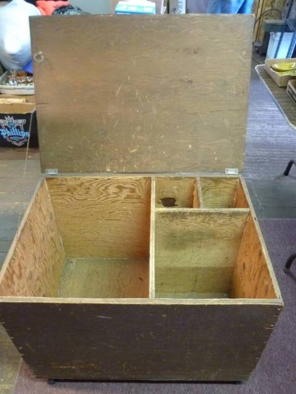 lot 134 image: Carpenters Box