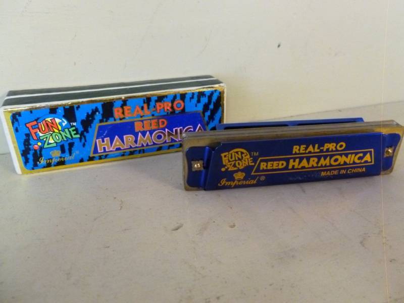 lot 206 image: Harmonica