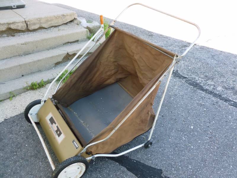 lot 217 image: Lawn Sweeper