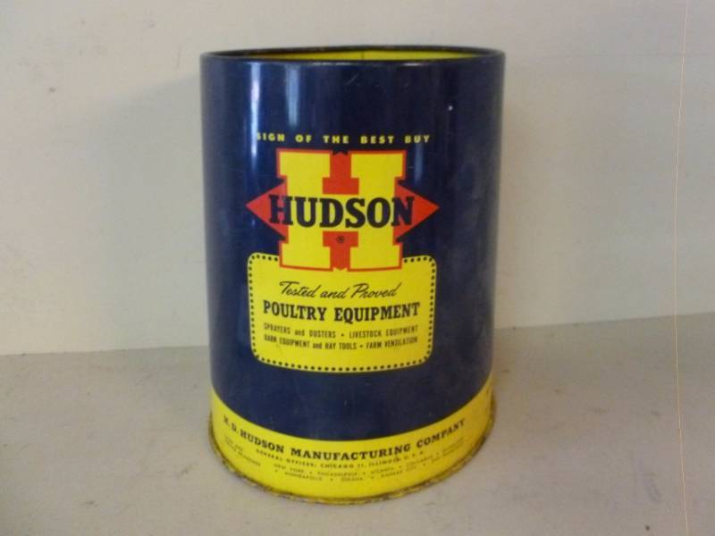 lot 223 image: Vintage Feeder Cylinder