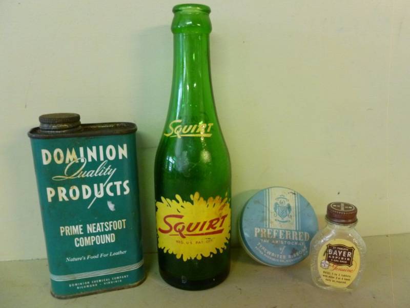 lot 234 image: Vintage Metal Container