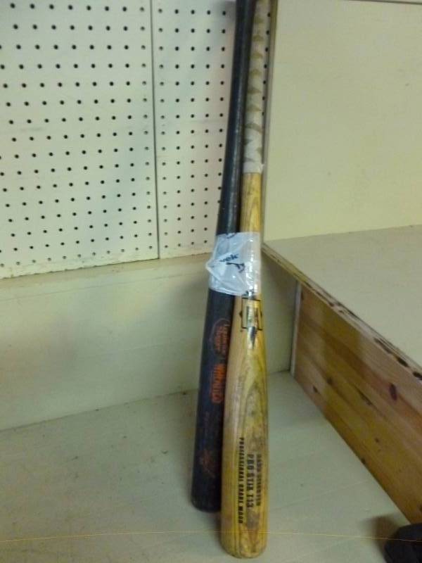 lot 265 image: Stadium Baseball Bat