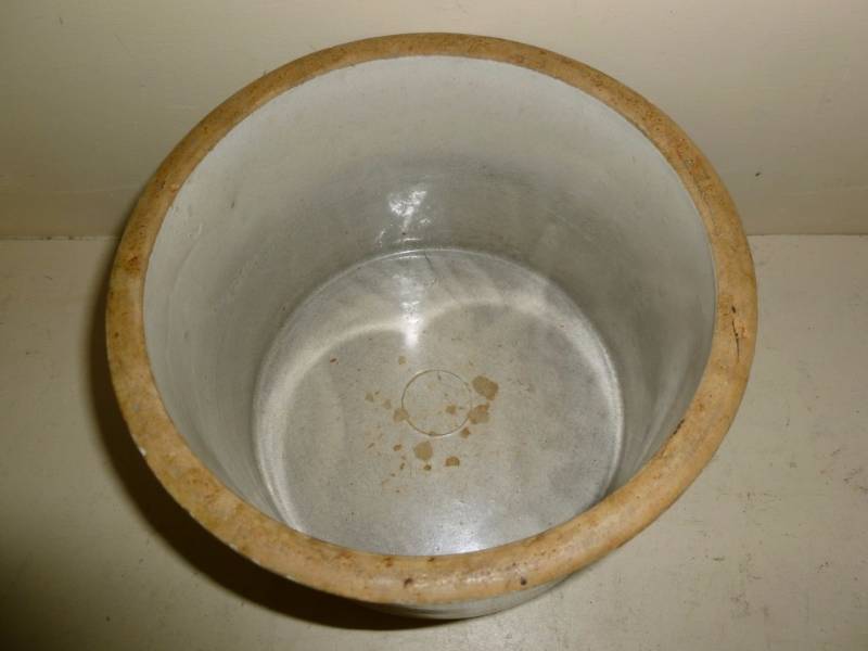 lot 296 image: Lard Crock