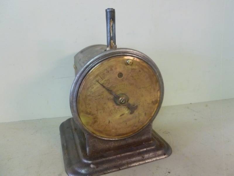 lot 298 image: Antique Scale