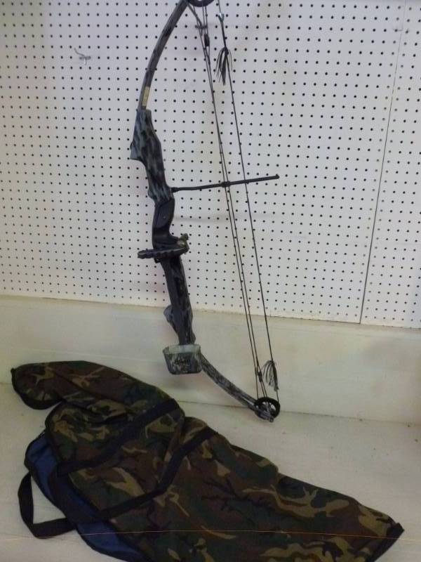 lot 330 image: Compound Bow