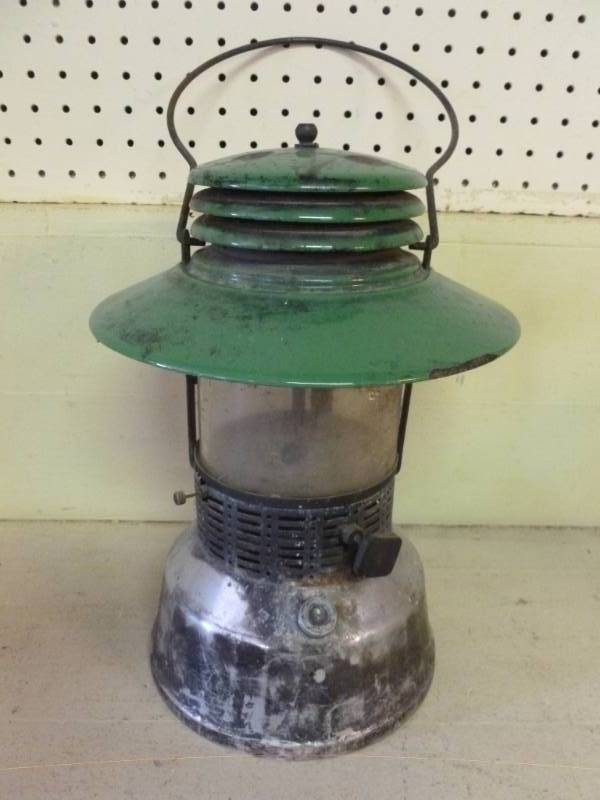 lot 340 image: Vintage Lantern