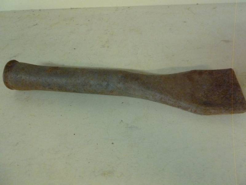 lot 371 image: Chisel Wedge