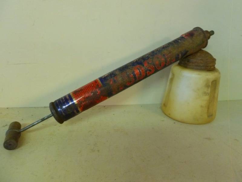 lot 392 image: Vintage Hand Sprayer