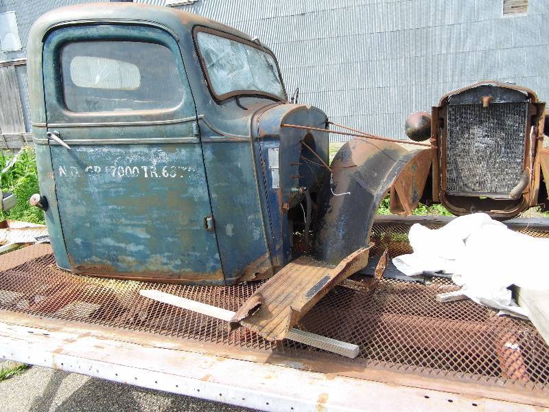 lot 7 image: 1938 Chevy Cab w Clip