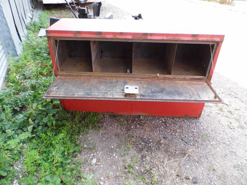 lot 17 image: 2 Toolboxes