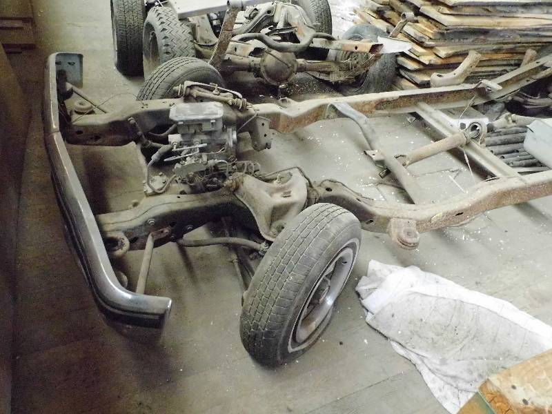 lot 38 image: 1984 Chevy S-10 Frame