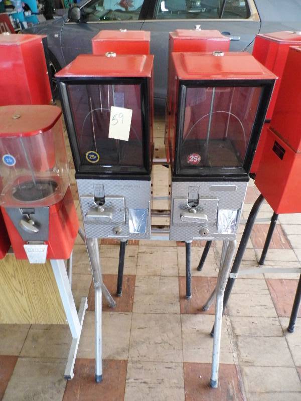 lot 59 image: Double Candy Machine