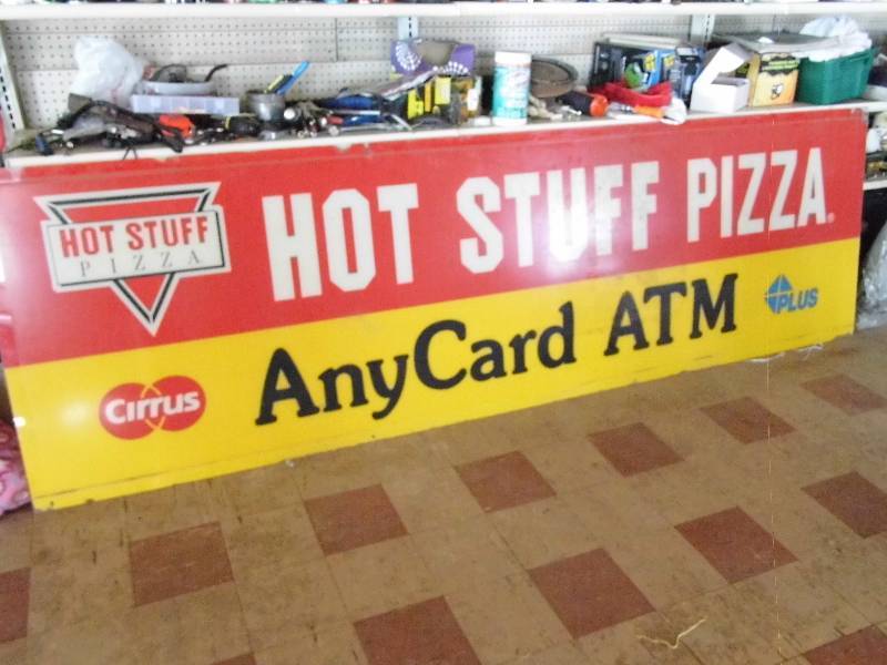 lot 72 image: Hot Stuff Pizza Sign