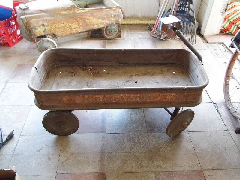 lot 78 image: Commando Wagon