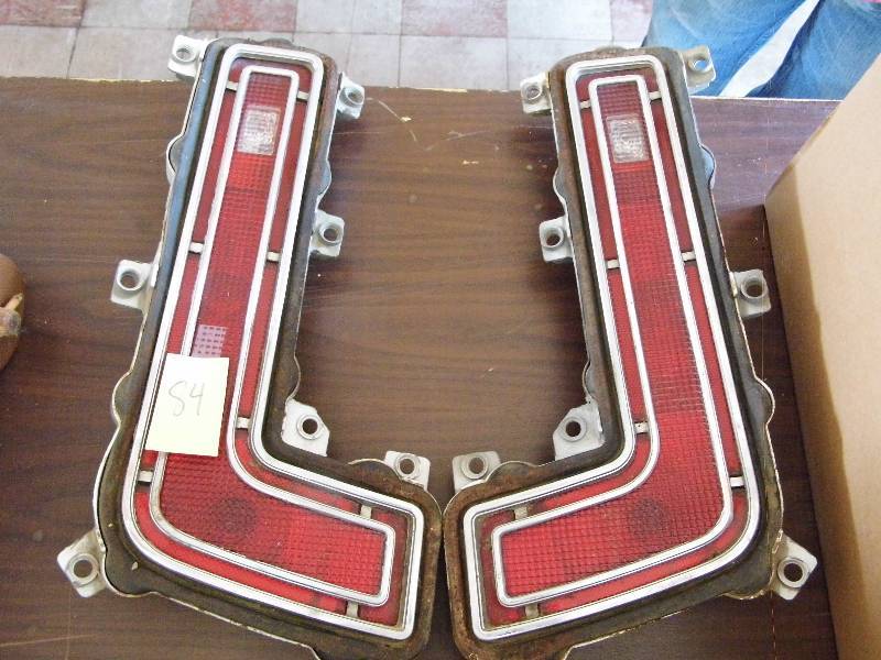 lot 84 image: Tail Lights