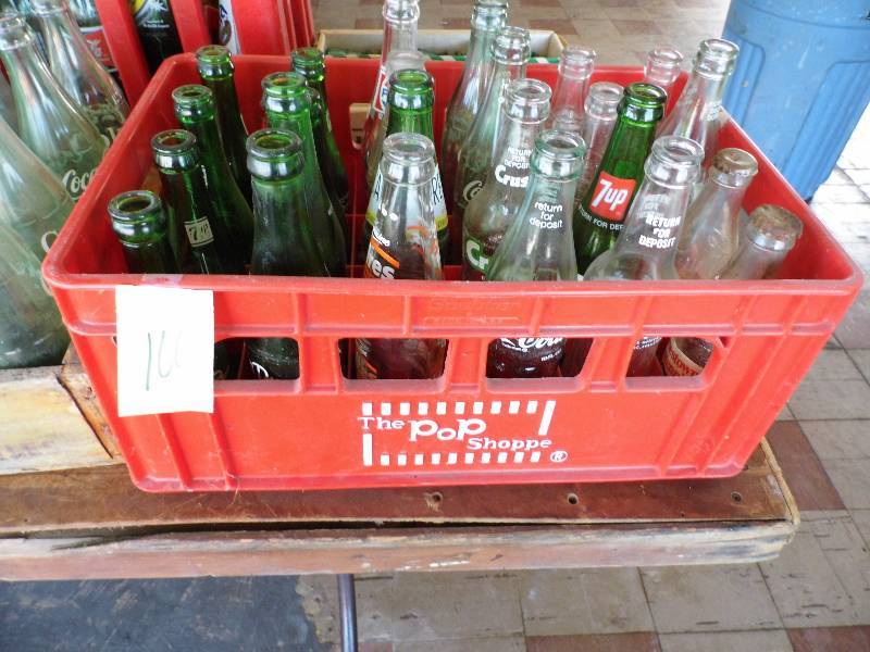 lot 100 image: Pop Shoppe Crate w Misc Bottles