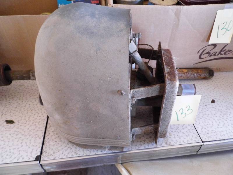 lot 133 image: Gas Heater