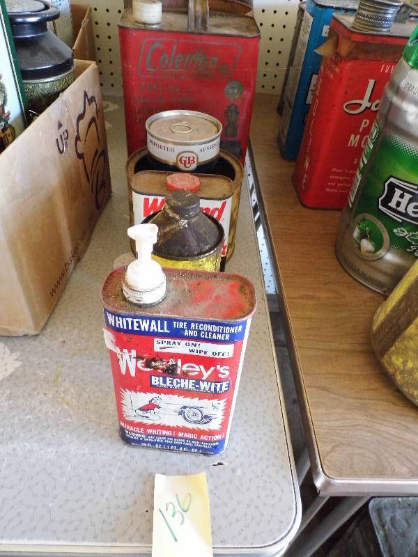 lot 136 image: Oil Cans