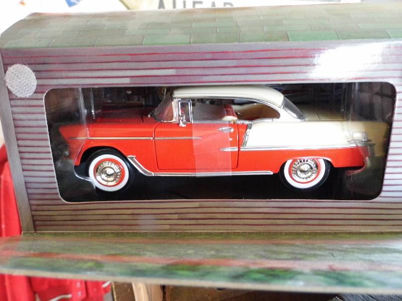 lot 142 image: DieCast Chevy BelAir 1955